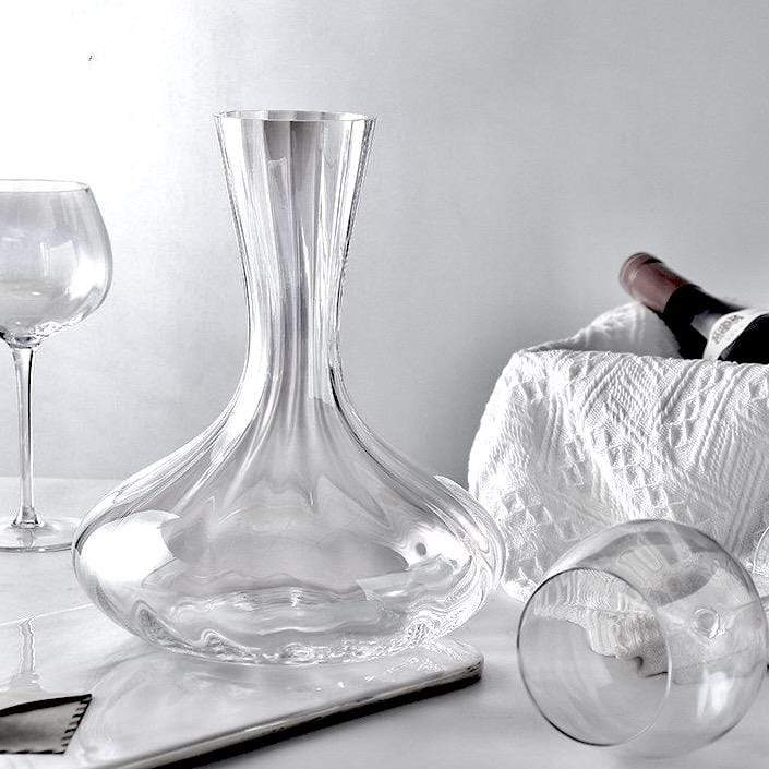 Luxe La'pel Crystal Wine Decanter - KitchBoom