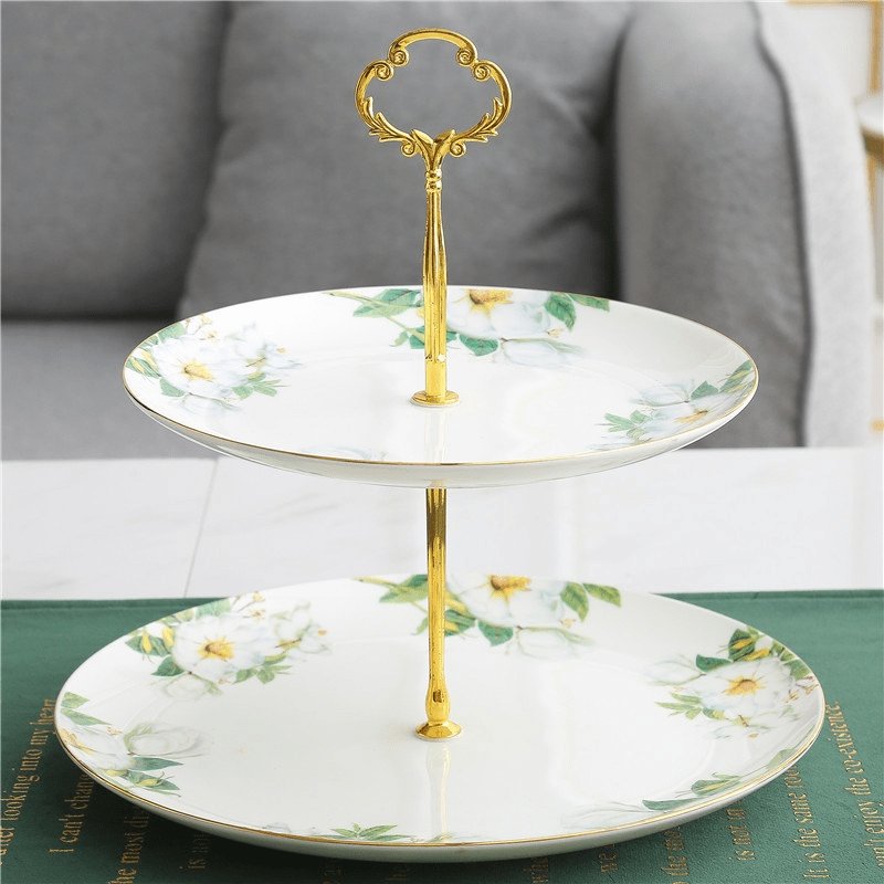 The Traditional Vintage Flower Cake Tray | KitchBoom.